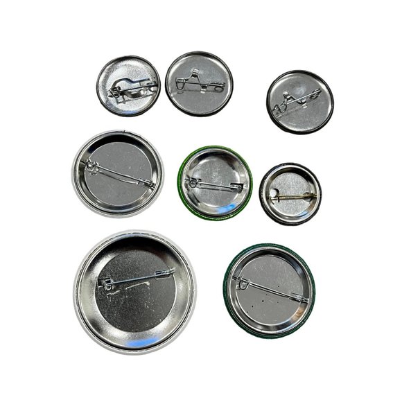 Variety of 8 Pinback Buttons Vintage Sports & Tourist Attractions Vintage - Picture 2 of 2